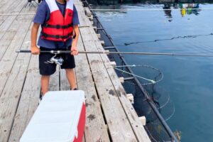 釣り堀で釣り